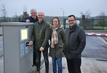 Doorstroming op het recyclagepark van Hamont-Achel/Neerpelt verbetert door extra weegbrug
